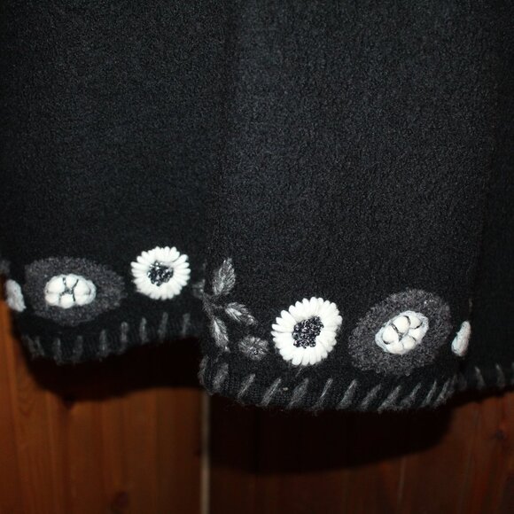 Sarah Spencer Woman 100% Wool Cardigan with Yarn Embellishment Plus 3X - Picture 7 of 11